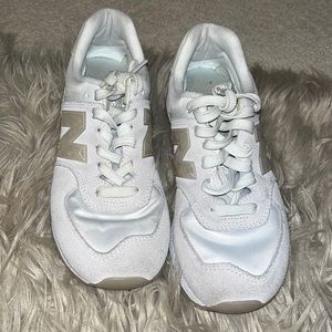 Nude color new balance